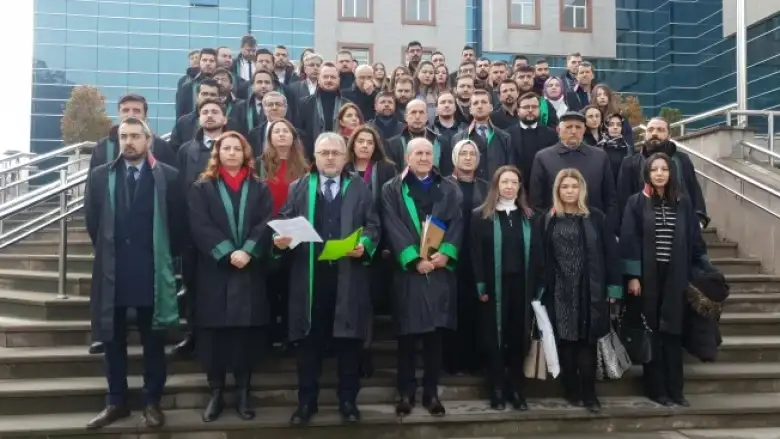 Avukatlardan silahlı saldırıya tepki