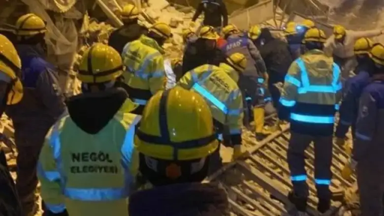 Depremlerde hayatını kaybedenlerin sayısı 41 bin 20’ye yükseldi