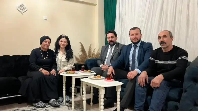 MHP'den "Komşum Nasılsın" ziyaretleri