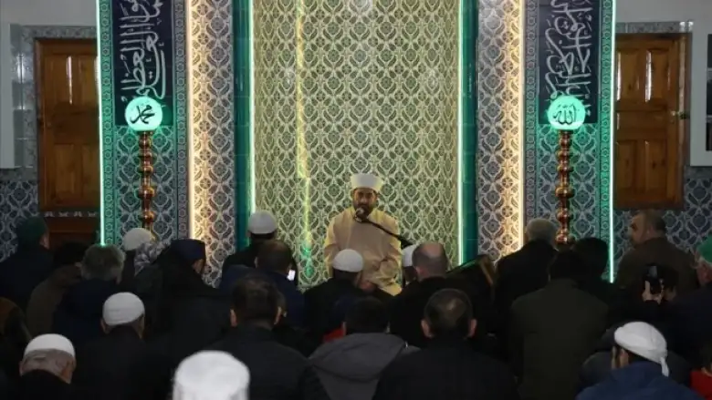 Hafız Ali Derman Teravihte İnegöl Cemaati İle Buluştu