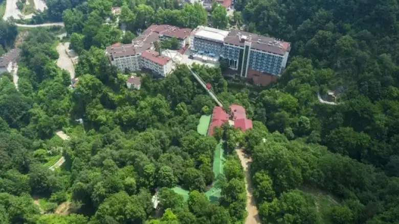 Avrupa'da bulamadığı şifayı Oylat'ta buldu!