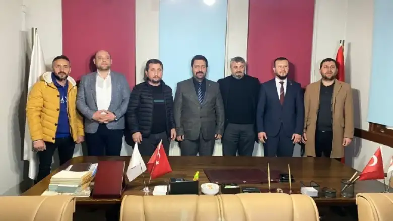 MHP'den Trabzonlular Derneği'ne ziyaret