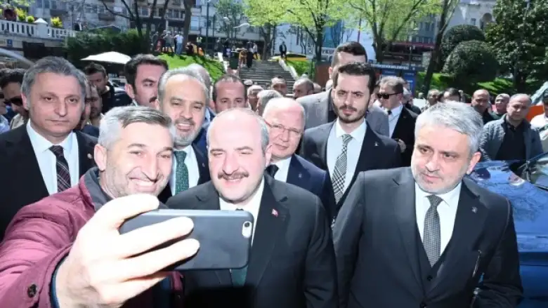 Bakan Varank Togg'la Bursa'da