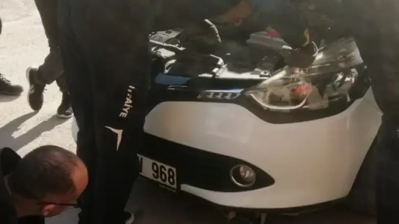 Mahsur kalan kediyi itfaiye ekipleri kurtardı