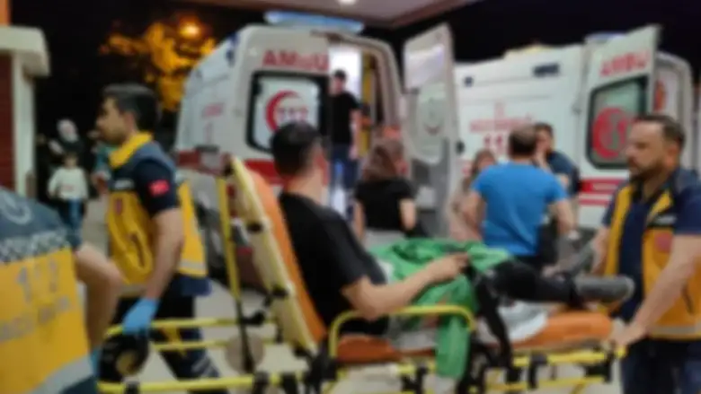 İnegöl'de bıçaklı kavga!