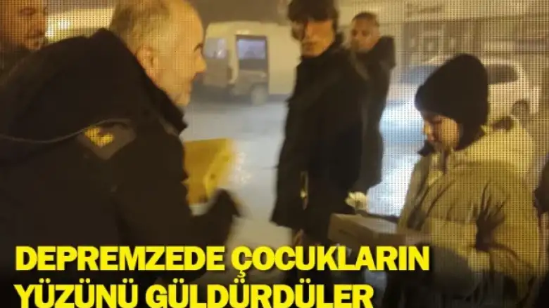 Depremzede çocukların yüzünü güldürdüler