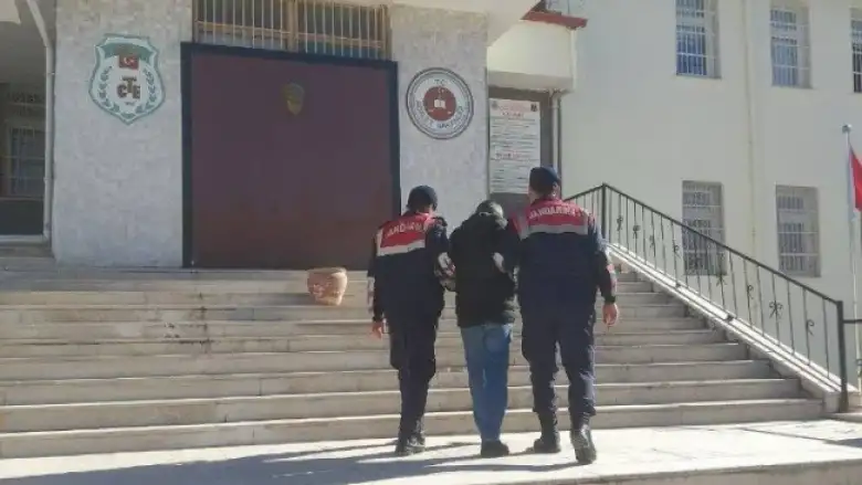 Bilecik'te yakalaması olan şahıs jandarmaya takıldı