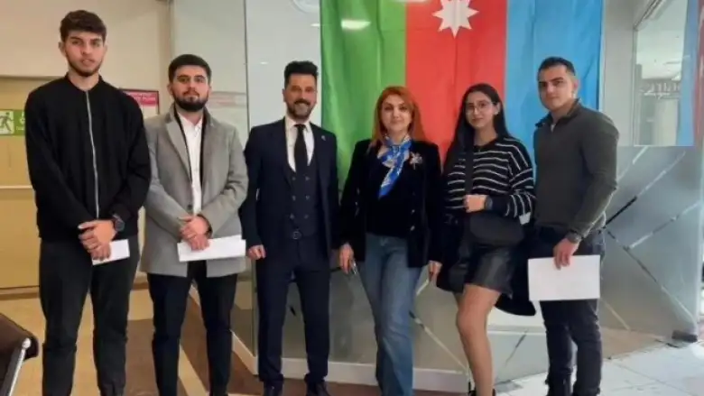 Manisa'da Azerbaycanlı vatandaşlar seçim için sandığa gitti