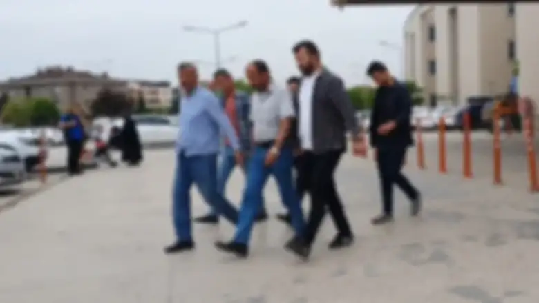 İnegöl'de aranan 4 kişi yakalandı