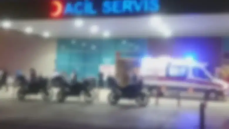 Darp edip araçtan attılar