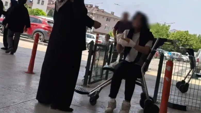 Kızgın yağ hastanelik etti