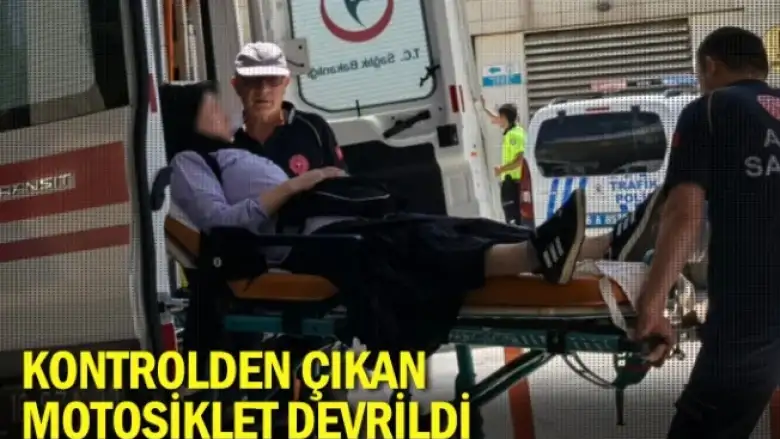Kontrolden çıkan motosiklet devrildi