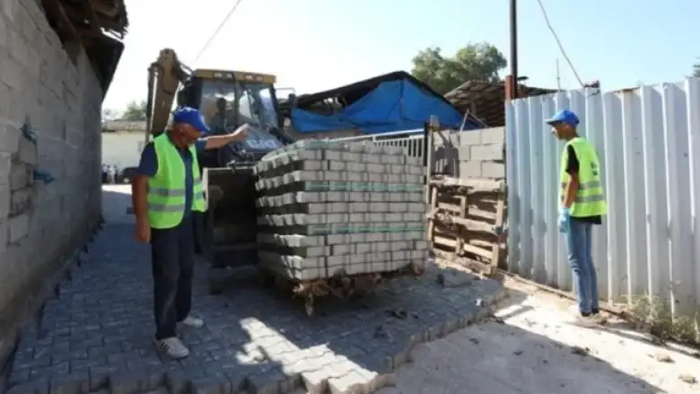 Hamamlı Mahallesinde Sokaklar Parke Taşla Kaplanıyor