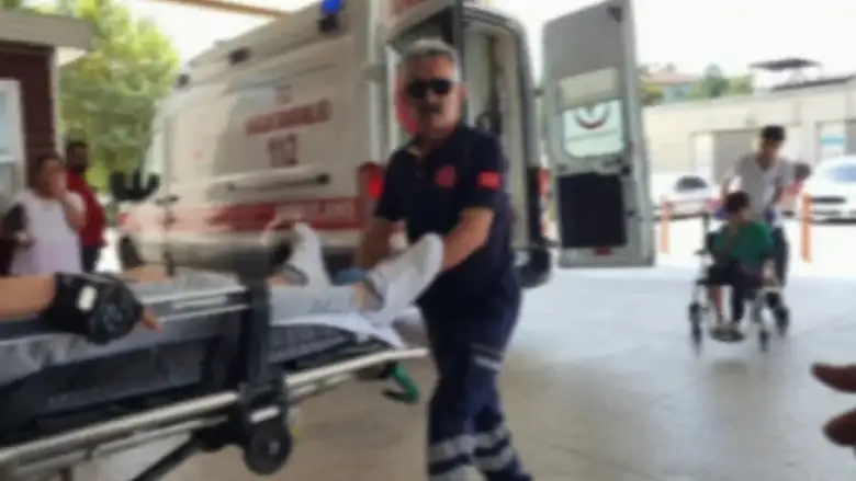 Ertuğrulgazi Caddesinde Korkutan Kaza