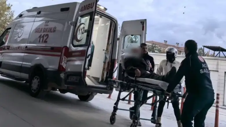 Yaşlı adam kazada yaralandı