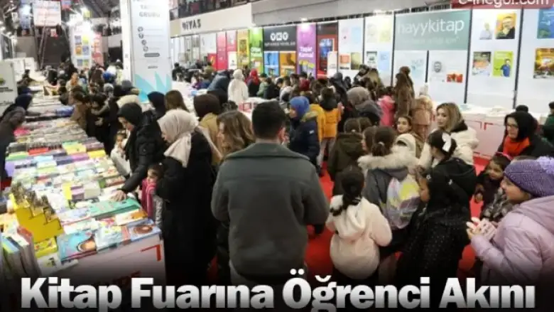 Kitap Fuarına Öğrenci Akını