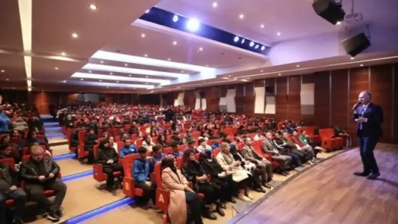 “Sizin Fikirlerinizle Dünya Değişir”