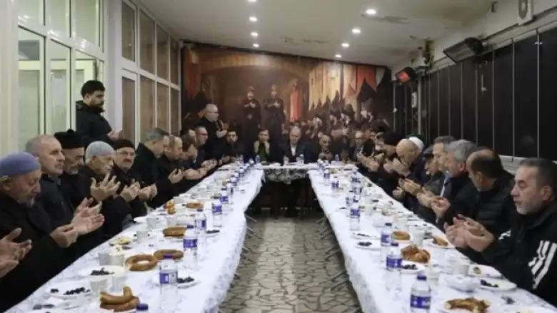 Bereket Sofrası Halit Paşa Caminde Kuruldu