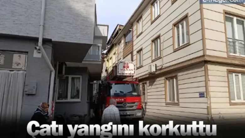 Çatı yangını korkuttu
