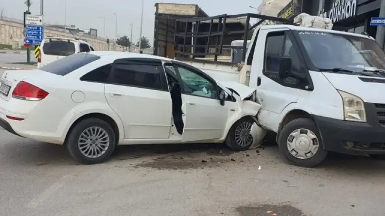 Avarlar Kavşağı'nda Kaza