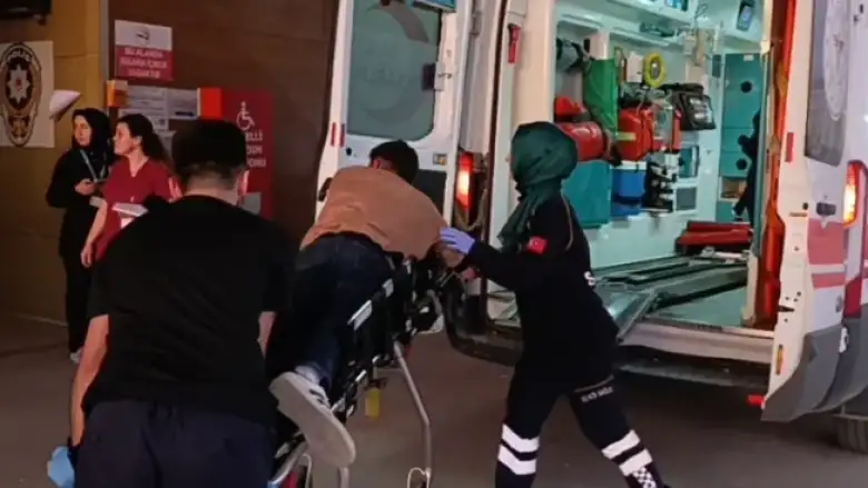 İki grup arasında bıçaklı kavga: Yaralılar var!