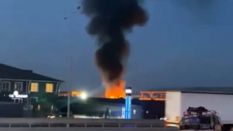 Geri dönüşüm tesisinde yangın