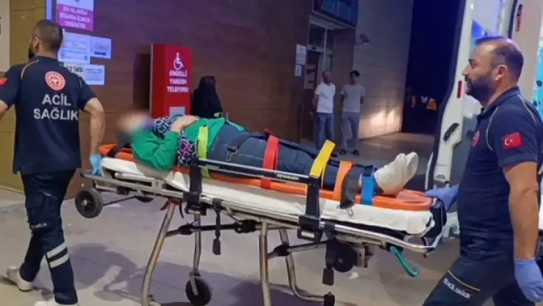 İnegöl'de korkutan kaza! Bariyerlere çarparak durabildi...