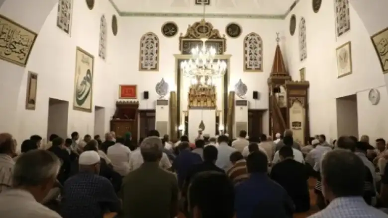 Kandil Gecesi İnegöl’de Camiler Dolup Taştı