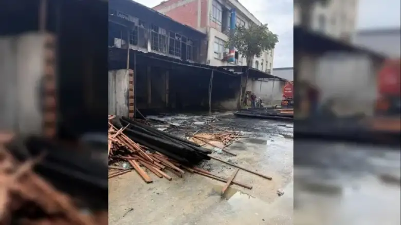 Mobilya sanayisinde korkutan yangın