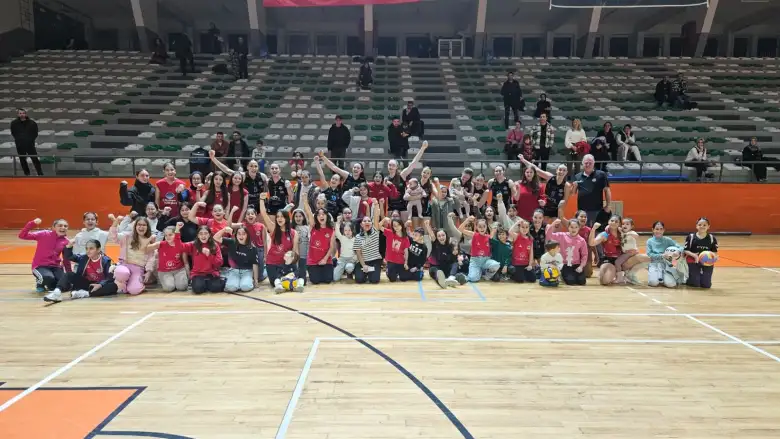 İnegöl'ün Sultanları Play-Off Yolunda İlerliyor