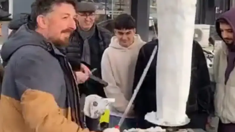 İnegöl'de kardan döner yaptılar!