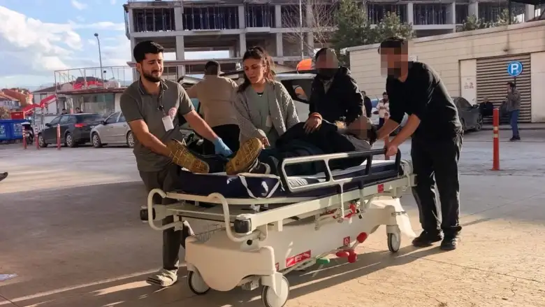 İnegöl'de çatıdan düşen adam yaralandı