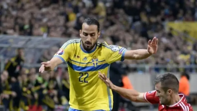 İsveç Erkan Zengin Ve Jimmy Durmaz Ile Güldü