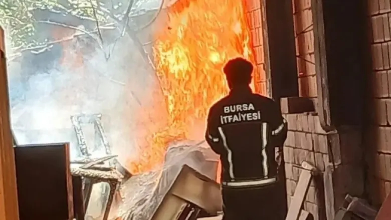 İnegöl'de korkutan yangın