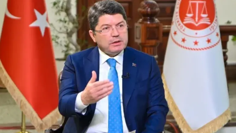 Cezalar artırılacak; Adalet Bakanı Tunç duyurdu: Yol kesene 3 yıl, düğünde ateş açana 5 yıla kadar hapis!