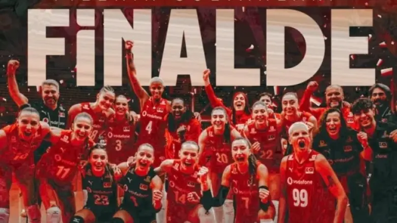 Dünya Kadınlar Voleybol Şampiyonası: Filenin Sultanları finale yükseldi