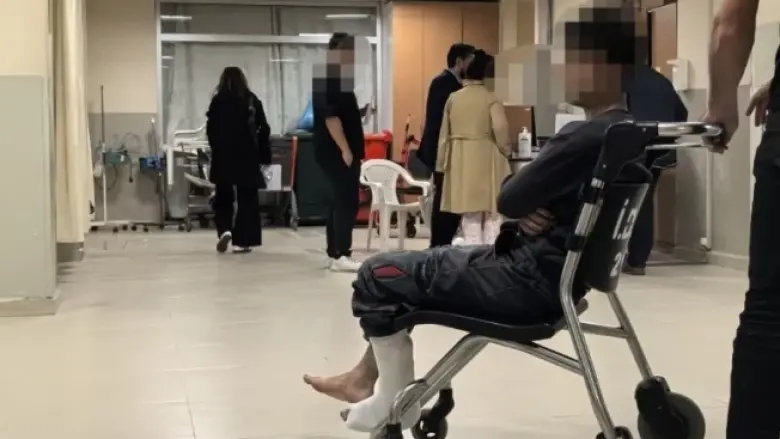 Üzerine demir düşen işçi yaralandı