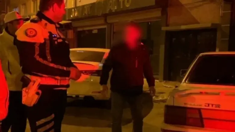 Polisin alkollü sürücü ile imtihanı: "Bu araçtan dünyada yok" 