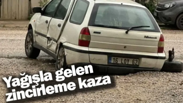 Yağışla gelen zincirleme kaza