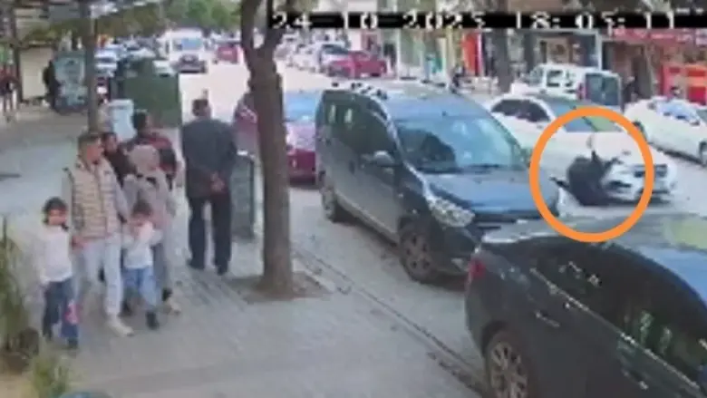 Kaza anı güvenlik kamerasında
