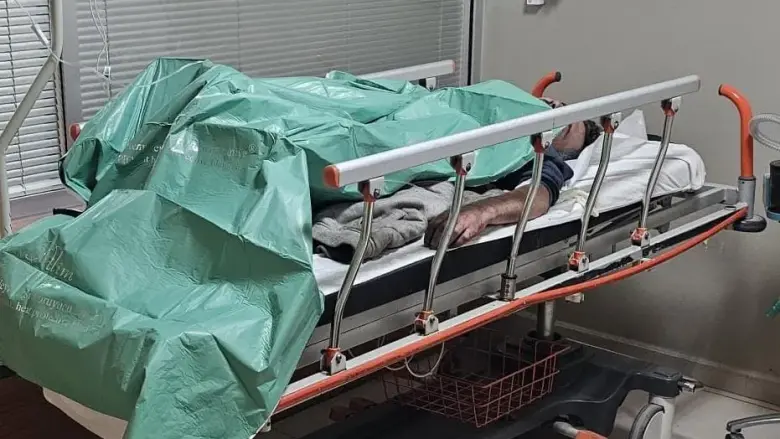 İnegöl'de ısınmak için yaktıkları ateş hastanelik etti