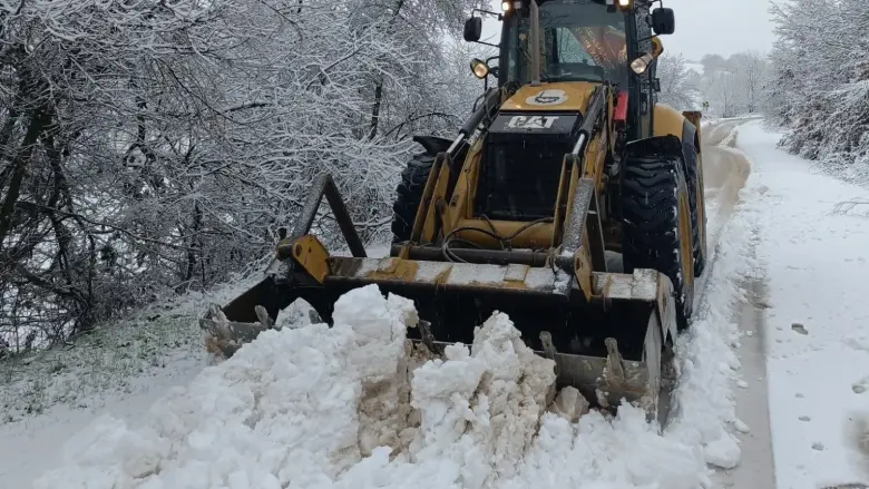 İnegöl'de karla mücadelede yoğun mesai