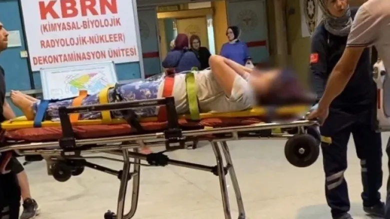 Genç kızın beli kırıldı!