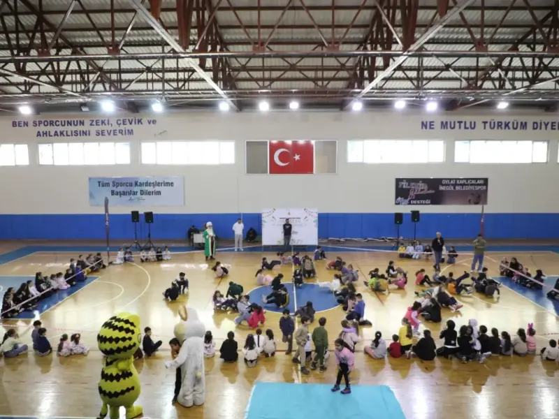 İnegöl’ün Mahalleleri Ramazan Şenliği İle Renkleniyor