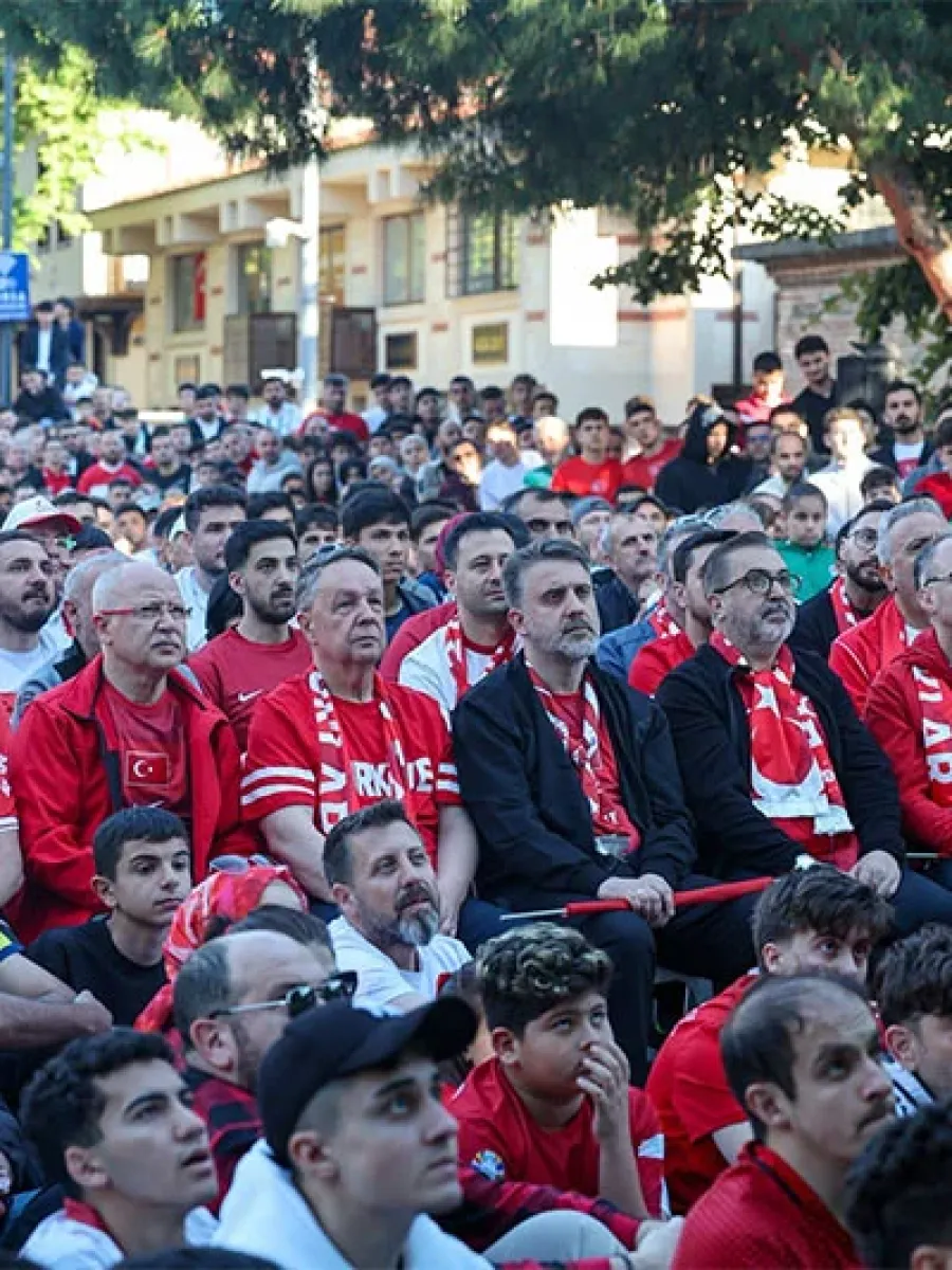 Milli maçta Bursa tek yürek oldu