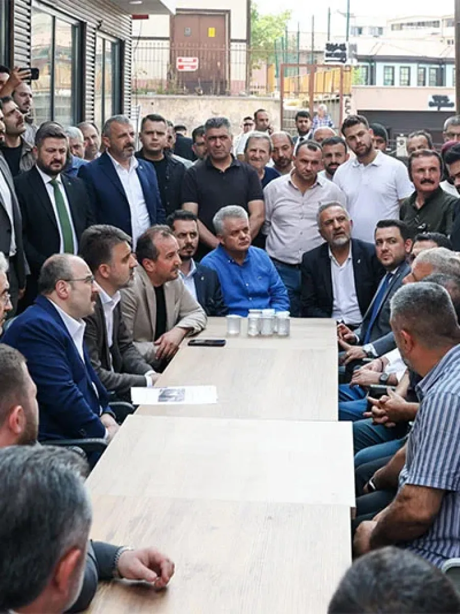 Kayhan Çarşısı'nda yaralar sarılıyor