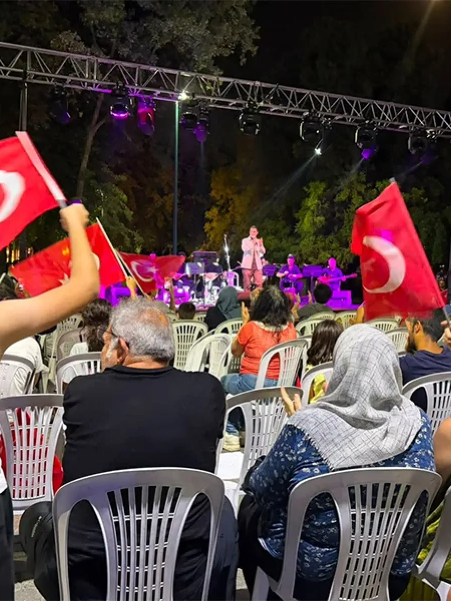 Kültürpark'ta zafer türküleri