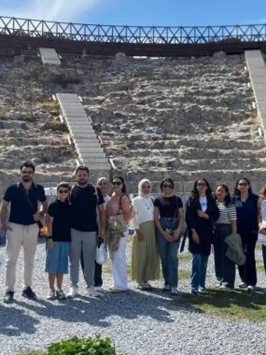 Büyükşehir'den sağlık çalışanlarına kültürel miras gezisi