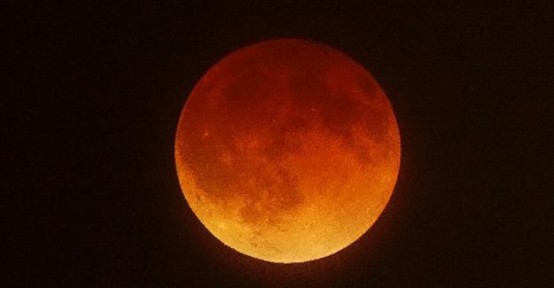 Yüzyılın en sıkıcı 'Kanlı Ay Tutulması' yarın...