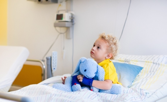 Çocuk Cerrahisi Uzmanı Güngör: "Sünnet ameliyathane ortamında yapılmalıdır"